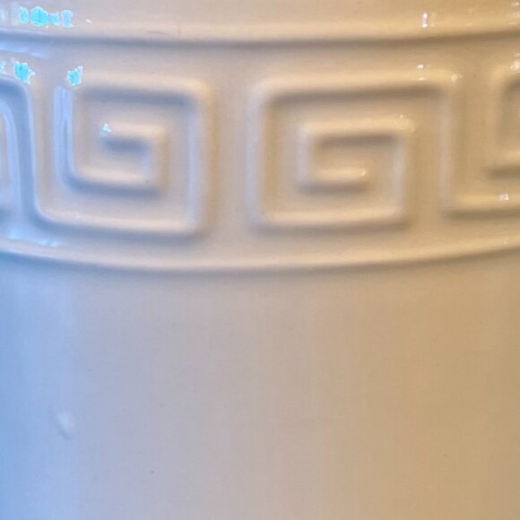LYNNS Sigma Pattern All White Stoneware Mug with Embossed Greek Key Design - Picture 4 of 13